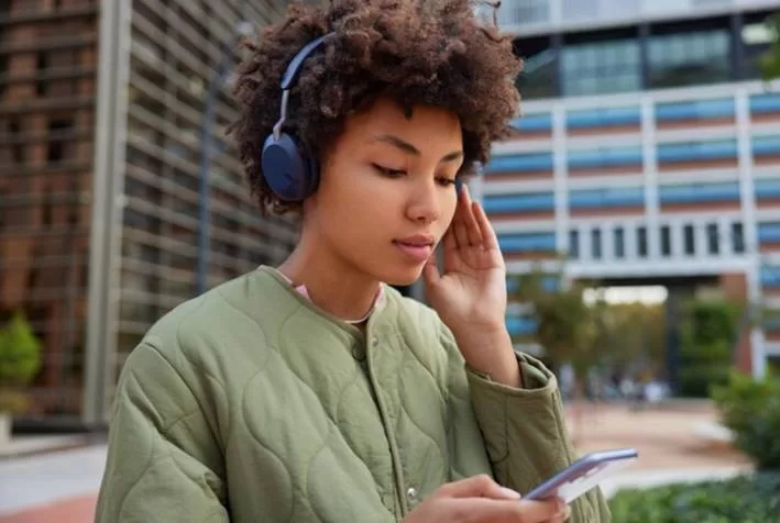 Dicas práticas para melhorar o listening para o TOEIC Home Testing