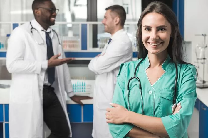 Teste de proficiência OET para área da saúde: como se preparar