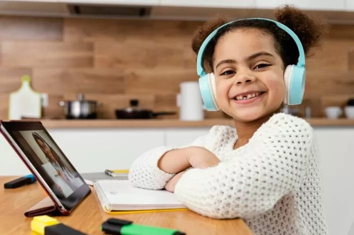 Benefícios de aprender inglês na infância