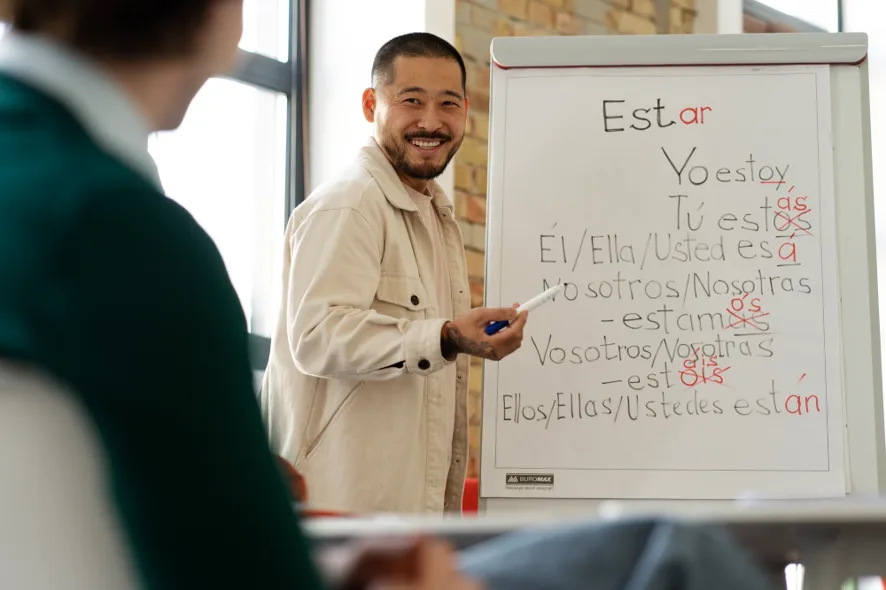 Versátil Treinamento de idiomas para empresas: quais são os modelos de investimento disponíveis na Versátil?